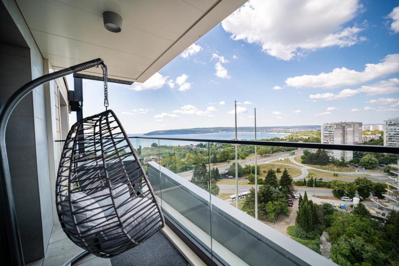 Sky Symphony Apartamento Varna Exterior foto